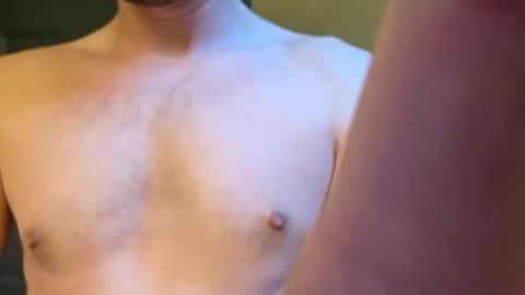 Snapshot of mclovinmackay chatting on 12.15.25 mclovinmackay online show from 12.15.25