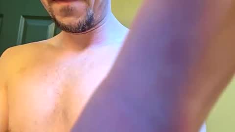 Snapshot of mclovinmackay chatting on 02.12.26 mclovinmackay online show from 02.12.26