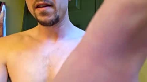 Snapshot of mclovinmackay chatting on 02.15.26 mclovinmackay online show from 02.15.26