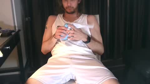 Snapshot of mdtrapn chatting on 01.02.25 Mac D online show from 01.02.25