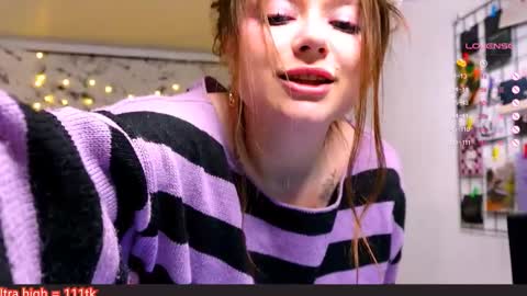 Snapshot of me_hanna chatting on 02.09.25 Hanna online show from 02.09.25