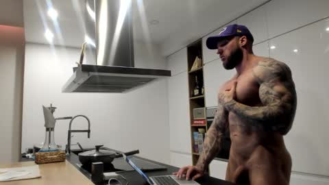 Snapshot of mealphamale chatting on 01.07.26 Alpha Male online show from 01.07.26