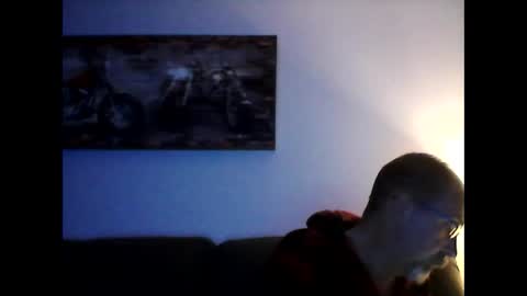 Snapshot of meathome3 chatting on 12.10.24 me at home online show from 12.10.24