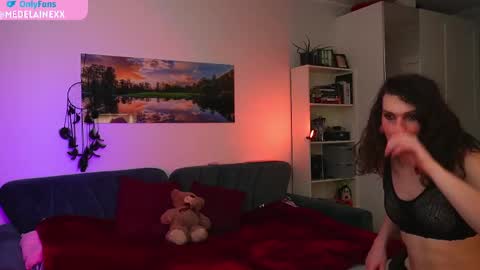 Milena online show from 02.18.25