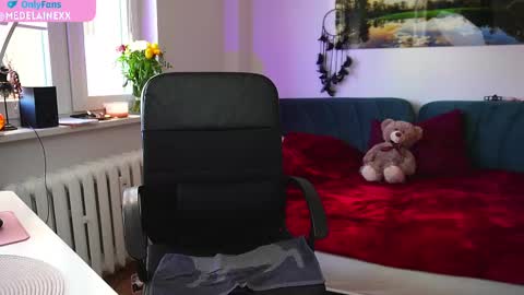 Milena online show from 03.06.25