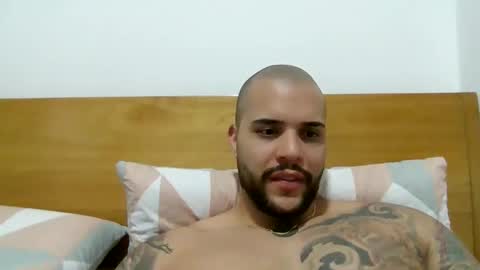 Snapshot of medellindrak chatting on 03.10.25 filippoae online show from 03.10.25