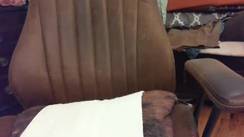 Snapshot of medfirebear chatting on 04.25.26 medfirebear online show from 04.25.26