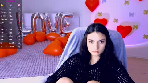 Snapshot of medina_andress chatting on 02.11.26 Dina online show from 02.11.26