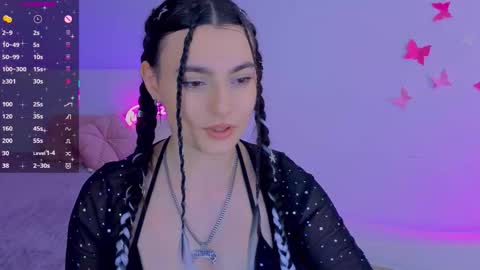 Snapshot of medina_andress chatting on 02.25.26 Dina online show from 02.25.26