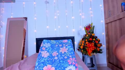 medussa13 online show from 02.19.25