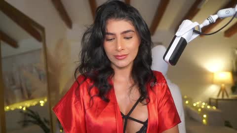 Andrea  online show from 01.17.25