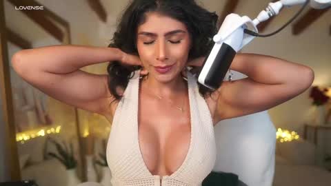 Andrea  online show from 02.17.25