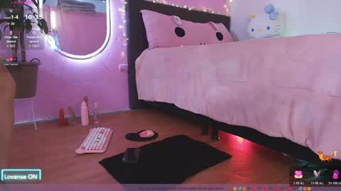 Im Megan online show from 05.14.26