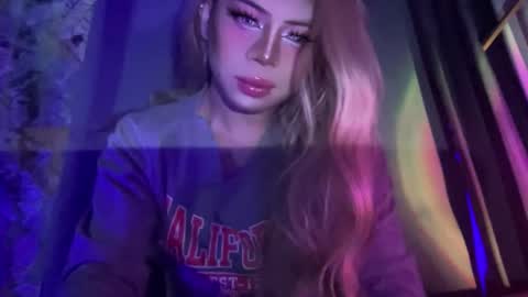 Snapshot of meetmehalfway888 chatting on 09.12.25 GODDESS OF ALL GODDESSES online show from 09.12.25