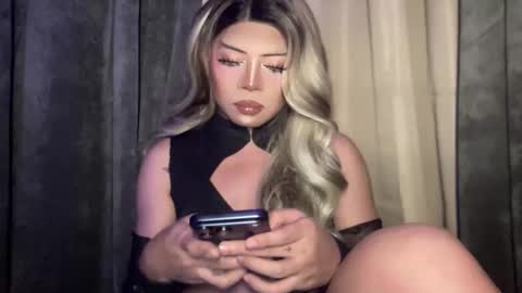 Snapshot of meetmehalfway888 chatting on 10.27.25 GODDESS OF ALL GODDESSES online show from 10.27.25