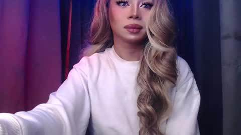 Snapshot of meetmehalfway888 chatting on 11.18.25 GODDESS OF ALL GODDESSES online show from 11.18.25