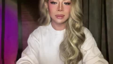 Snapshot of meetmehalfway888 chatting on 12.03.25 GODDESS OF ALL GODDESSES online show from 12.03.25