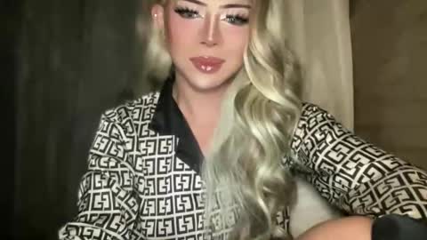 Snapshot of meetmehalfway888 chatting on 12.21.25 GODDESS OF ALL GODDESSES online show from 12.21.25