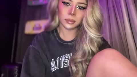 Snapshot of meetmehalfway888 chatting on 02.17.26 GODDESS OF ALL GODDESSES online show from 02.17.26