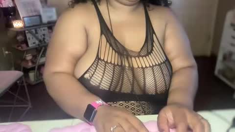 Southern Peach online show from 12.03.24