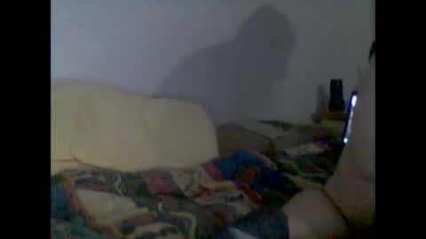 Snapshot of megaloxuan chatting on 11.09.25 Rockloud online show from 11.09.25