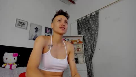 Snapshot of megan_and_clohe chatting on 12.02.25 M E G A N online show from 12.02.25