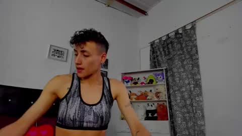 Snapshot of megan_and_clohe chatting on 12.15.25 M E G A N online show from 12.15.25