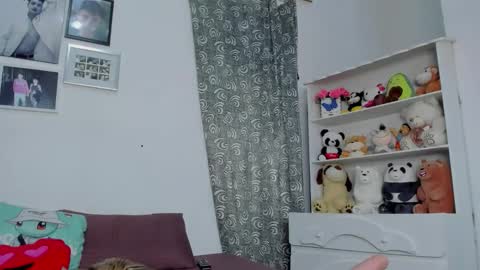 Snapshot of megan_and_clohe chatting on 02.07.26 M E G A N online show from 02.07.26