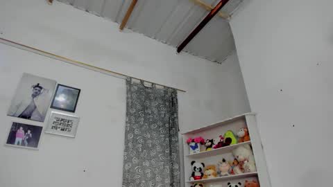 Snapshot of megan_and_clohe chatting on 02.16.26 M E G A N online show from 02.16.26