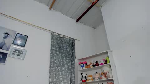 Snapshot of megan_and_clohe chatting on 02.20.26 M E G A N online show from 02.20.26