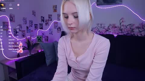 Snapshot of megan_chan chatting on 11.20.25 Megan and Anna online show from 11.20.25