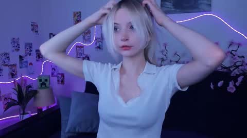 Snapshot of megan_chan chatting on 01.15.26 Megan and Anna online show from 01.15.26