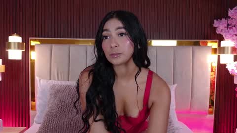 Carolina Paez online show from 06.04.26