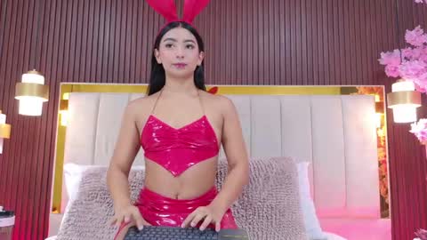 Carolina Paez online show from 06.05.26