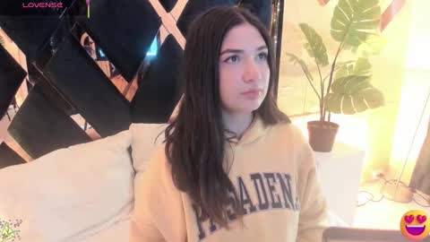 Snapshot of megan_devon chatting on 02.19.26 online show from 02.19.26