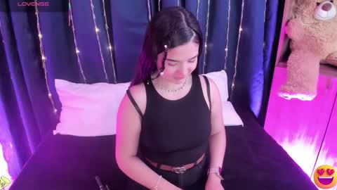 Snapshot of megan_devon chatting on 02.24.26 online show from 02.24.26