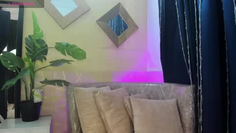    online show from 05.05.26