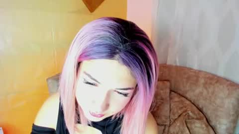 Snapshot of megan_devon chatting on 07.28.26 online show from 07.28.26