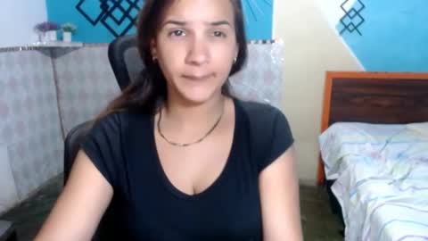 Snapshot of megan_little_ chatting on 06.07.26 amanda online show from 06.07.26
