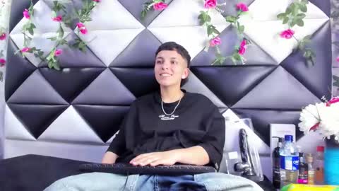 Snapshot of megan_thompsonn_ chatting on 12.03.25 megan_thompsonn_ online show from 12.03.25