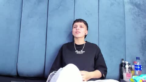 megan_thompsonn_ online show from 03.27.26