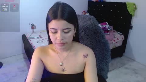Snapshot of megan_ve chatting on 02.08.26 Carolina online show from 02.08.26
