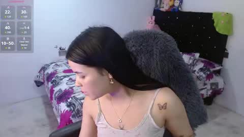 Snapshot of megan_ve chatting on 02.10.26 Carolina online show from 02.10.26