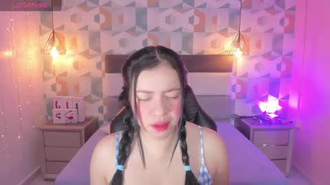 Snapshot of megancero chatting on 01.17.25 Megan online show from 01.17.25