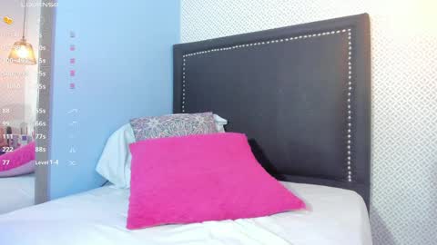 Snapshot of megancero chatting on 02.15.25 Megan online show from 02.15.25