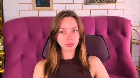 Snapshot of meganclapp chatting on 06.10.26 Megan online show from 06.10.26