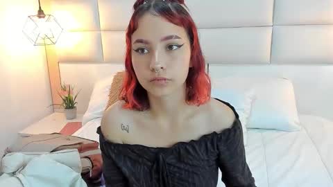 Snapshot of megane_whitte chatting on 01.05.26 Megan online show from 01.05.26