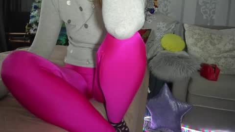 Nicki--------- Welcome to my Room online show from 12.20.25