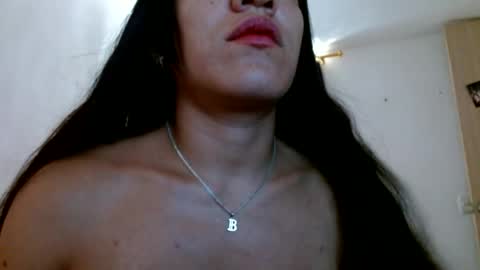 Snapshot of meganharry chatting on 06.30.26 meganharry online show from 06.30.26