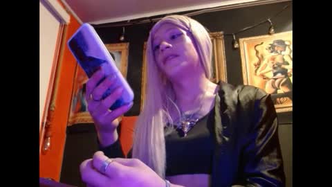megannixx online show from 10.07.25